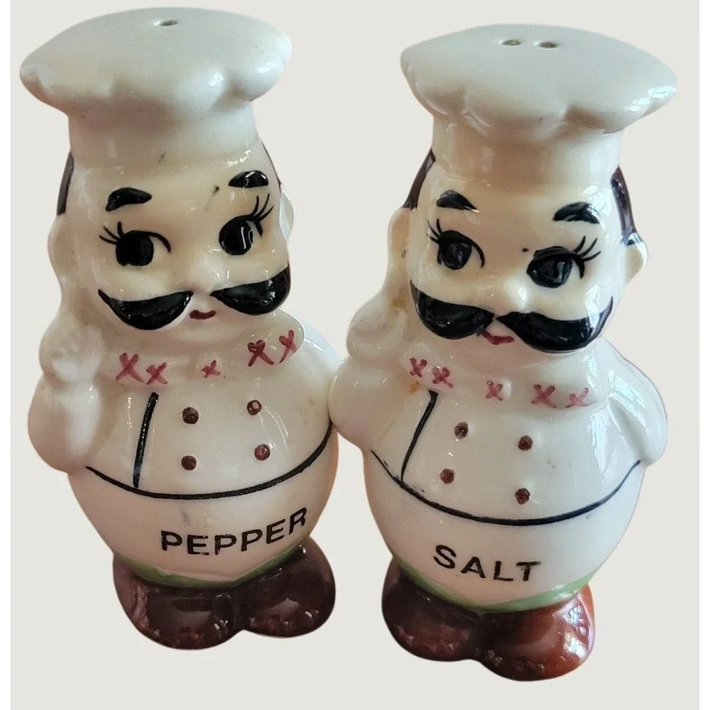 Vintage Chef Salt and Pepper Shakers Set Ceramic Kitchen Decor White Black Red